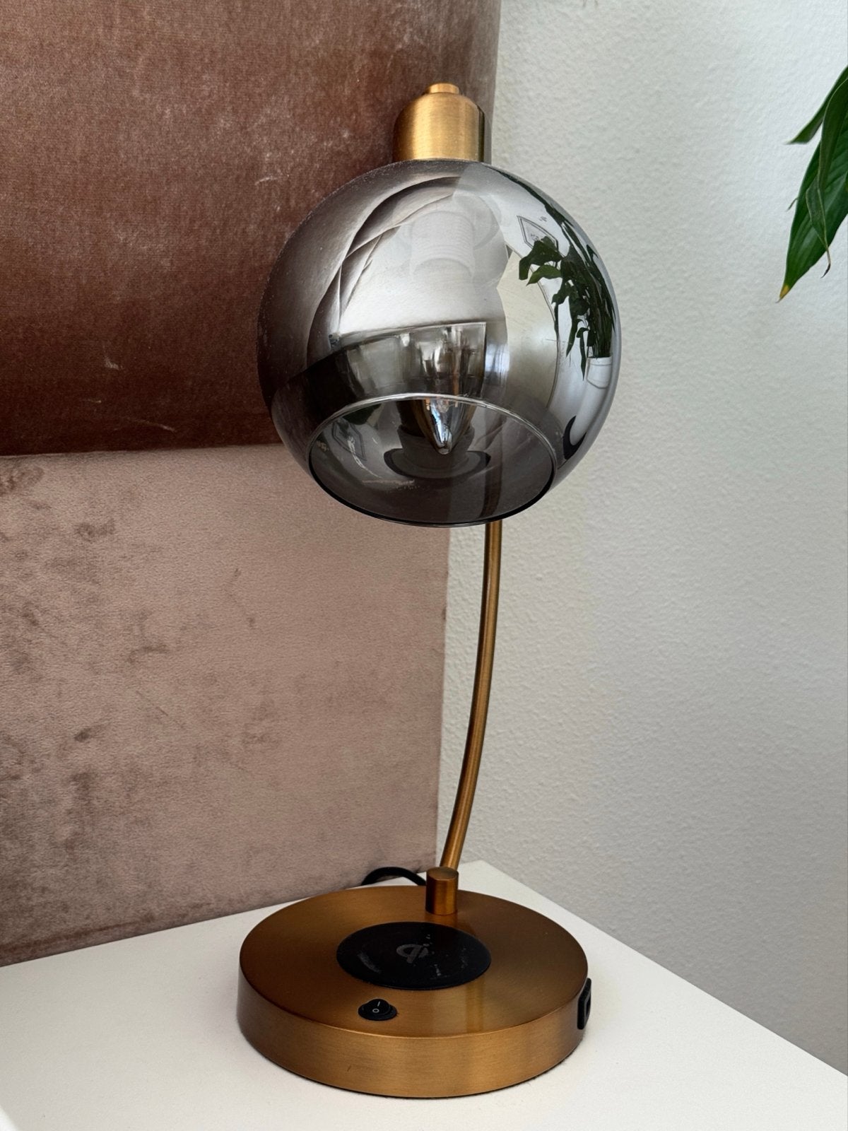 Haco 2 stuks tafellamp met draadloze oplader en USB-poort, Ophalen of Verzenden, Zo goed als nieuw, Goud, Metaal