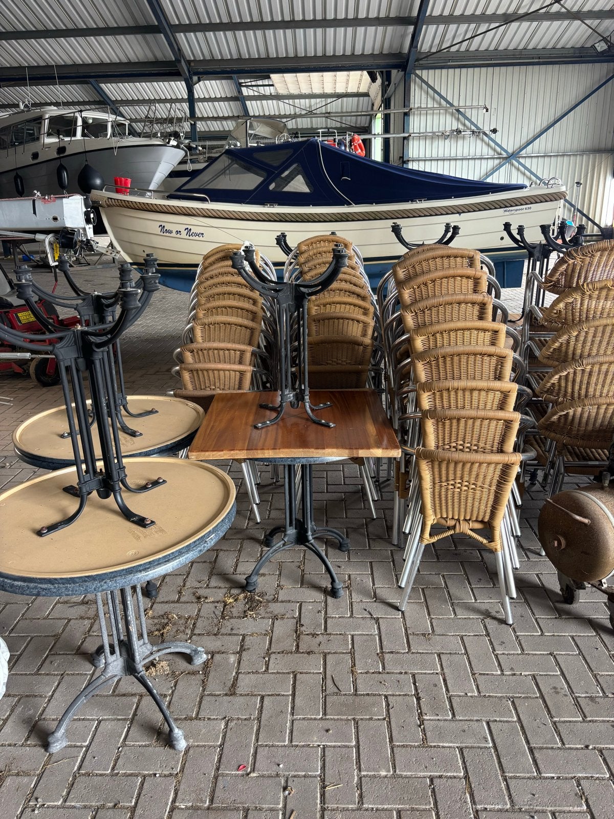 Partij horeca stoelen en tafels - Ideaal voor terras/restaur, Ophalen, Gebruikt, Bruin, Vijf, Zes of meer stoelen
