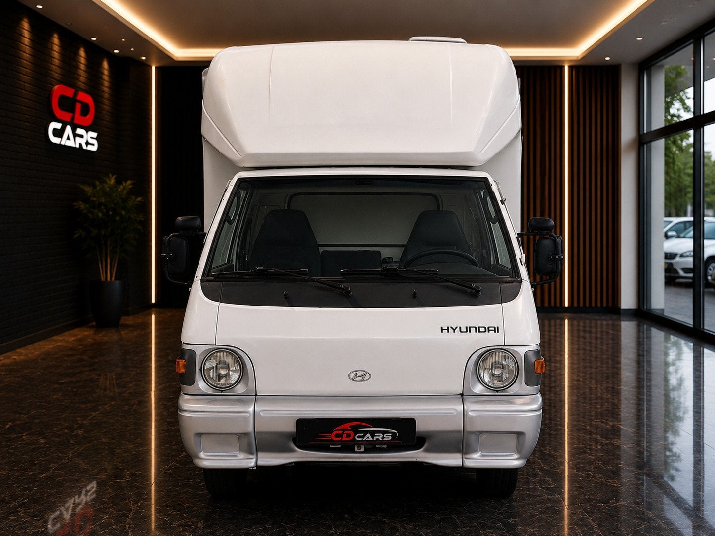 Hyundai Maxivan . Keuken Bed, Kachel, Koelkast, Radio ., Overige merken, Info@cd-cars.nl, Buscamper of Camperbus, C.D. Cars