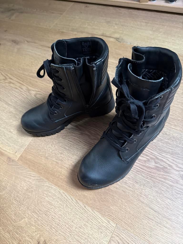 Zwarte Aqua Shella veterlaarzen, maat 38, Kleding | Dames, Schoenen, Ophalen of Verzenden, Zo goed als nieuw, Zwart, Lage of Enkellaarzen