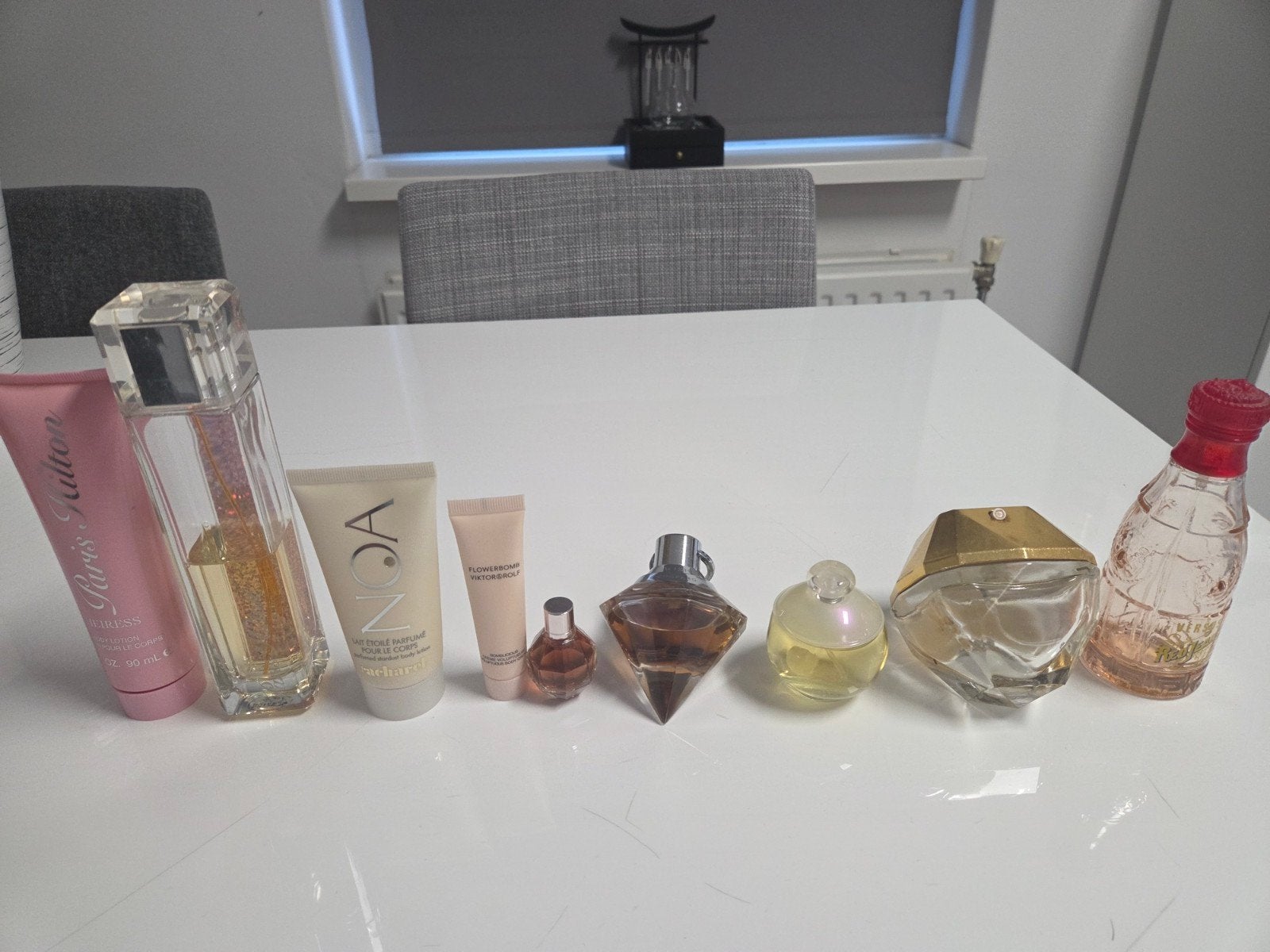 Parfumflesjes/ bodylotion gevuld en leeg, Ophalen, Zo goed als nieuw