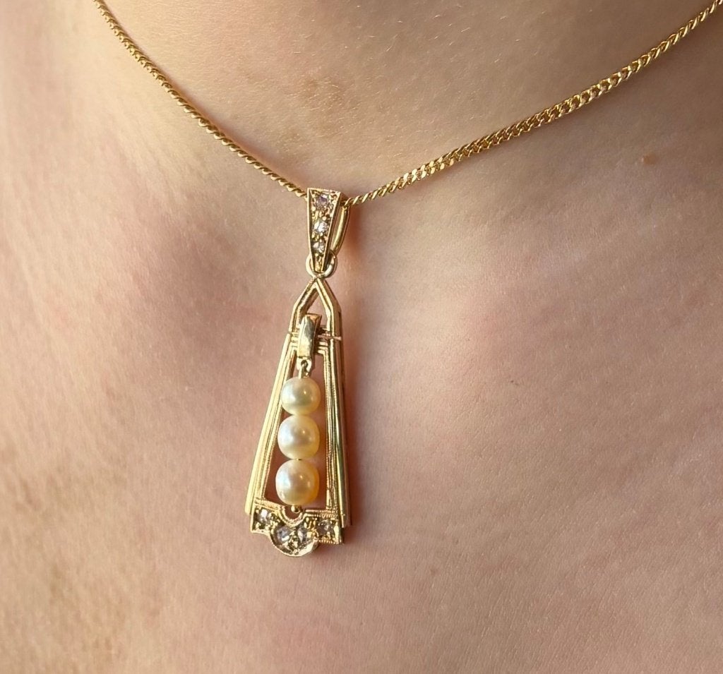 Diamanten 18k gouden parel ketting hanger design briljant, Voordeelsieraden, Ophalen of Verzenden, Zo goed als nieuw, Info@voordeelsieraden.nl