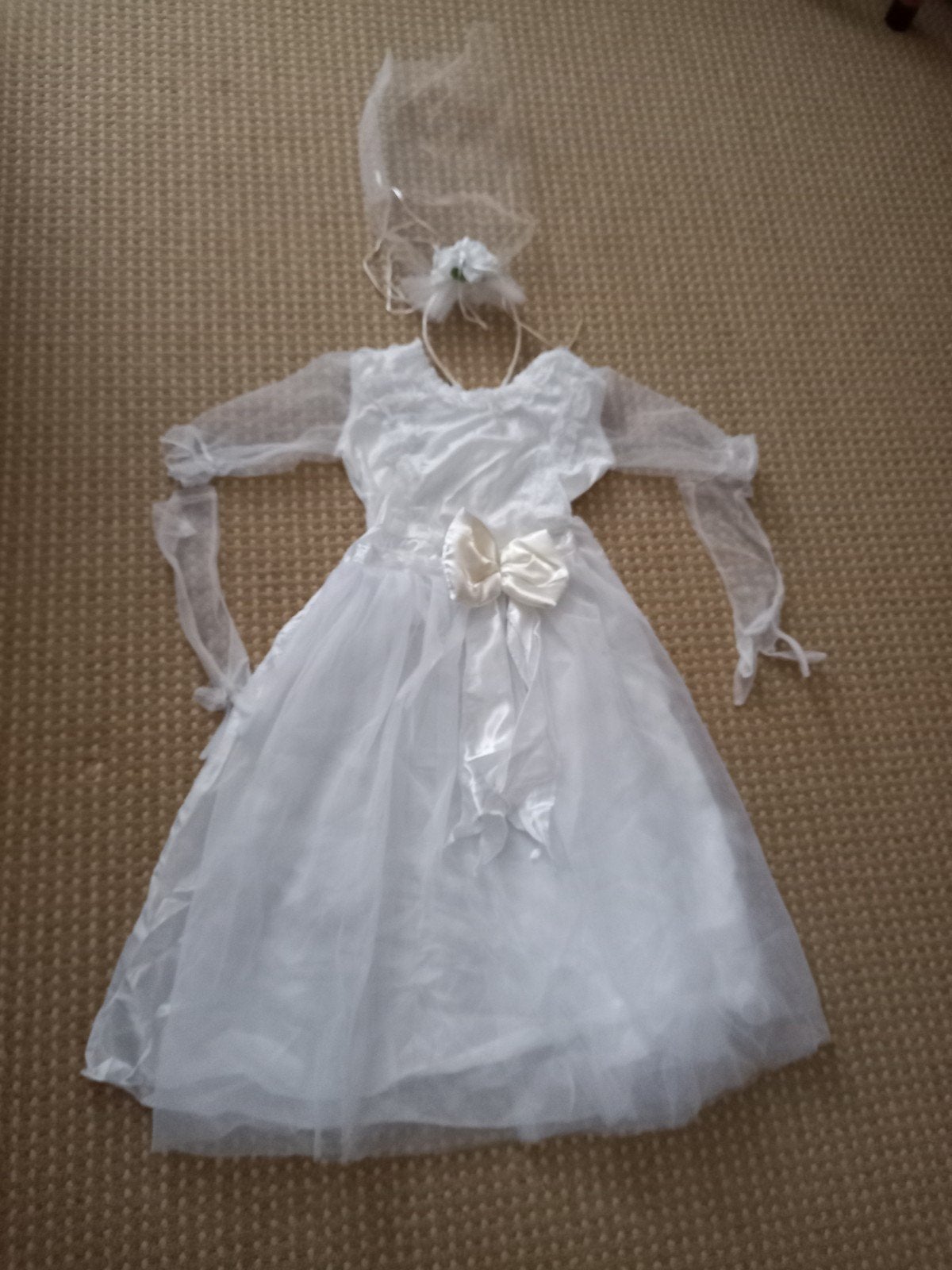 Witte Bruidsmeisjesjurk met Sluier en Diadeem, Ophalen of Verzenden, Zo goed als nieuw, Wit, Bruidsmeisjeskleding