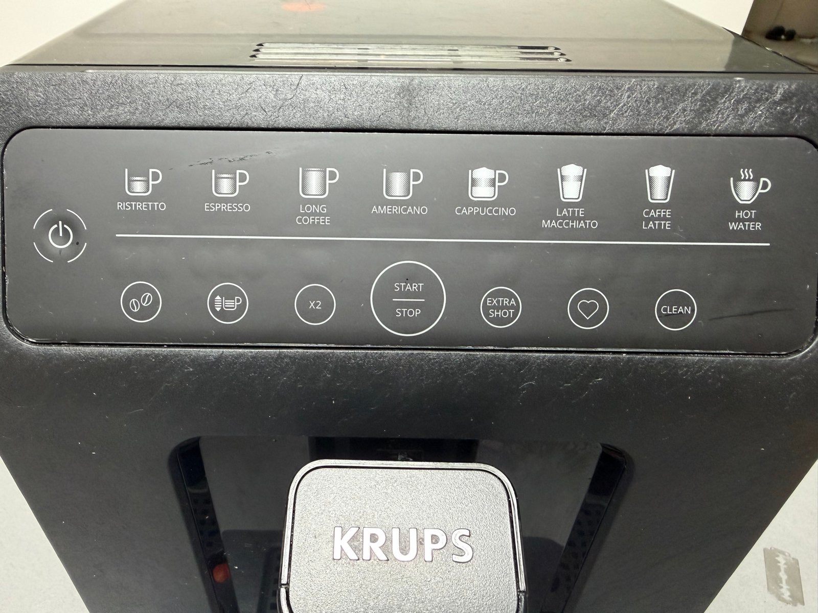 Krups volautomatische espressomachine - Zwart, Stoompijpje, Gebruikt, Espresso apparaat, 10 kopjes of meer