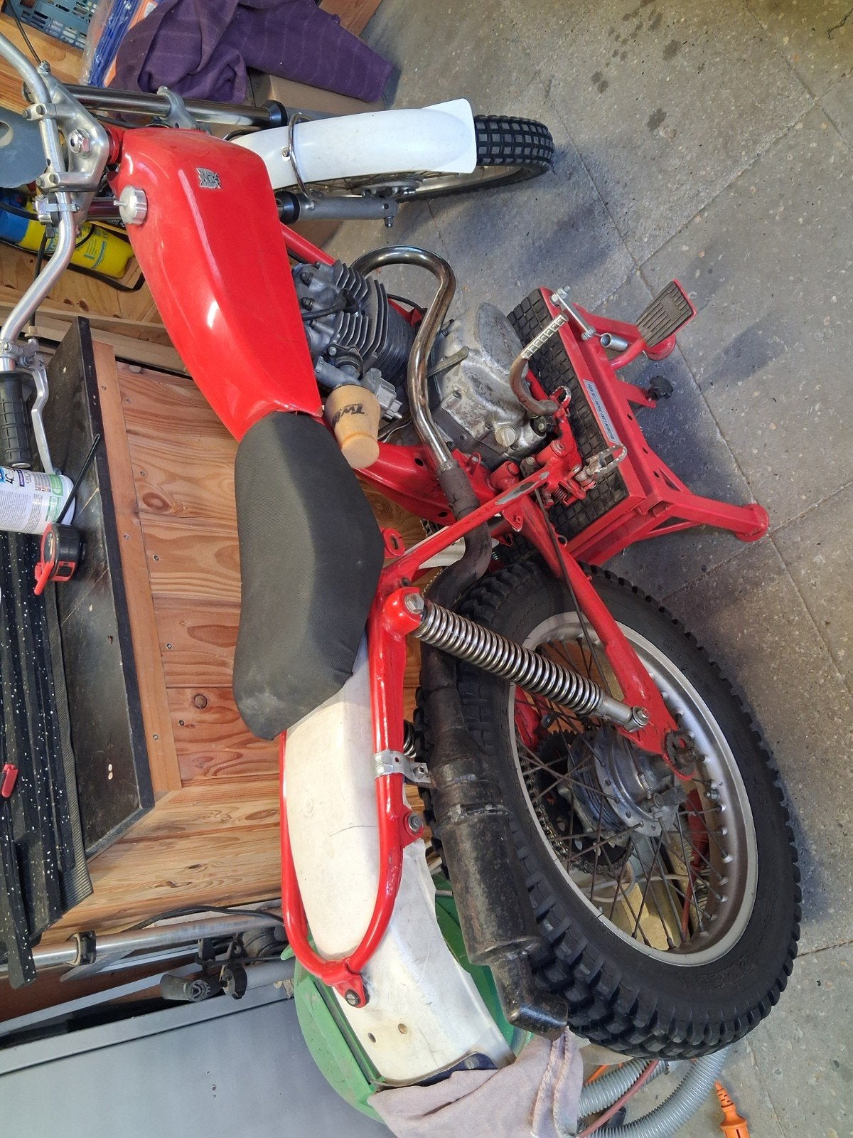 2x Honda TL125  1x met kenteken