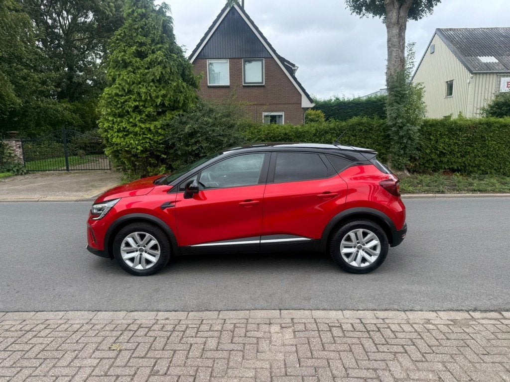 Renault CAPTUR 1.3 TCe 130 Initiale /automaatCruise/ECC/lich, Auto's, Gebruikt, 4 cilinders, Met garantie (alle), 665 kg