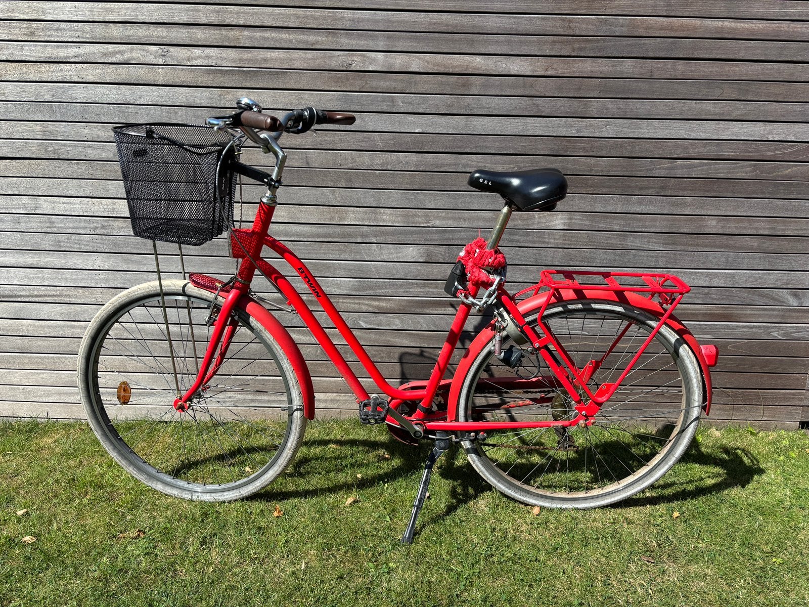 B’twin stadsfiets Elops 520 laag frame (Decathlon), Zo goed als nieuw, Minder dan 47 cm, 0 zitjes, Ophalen