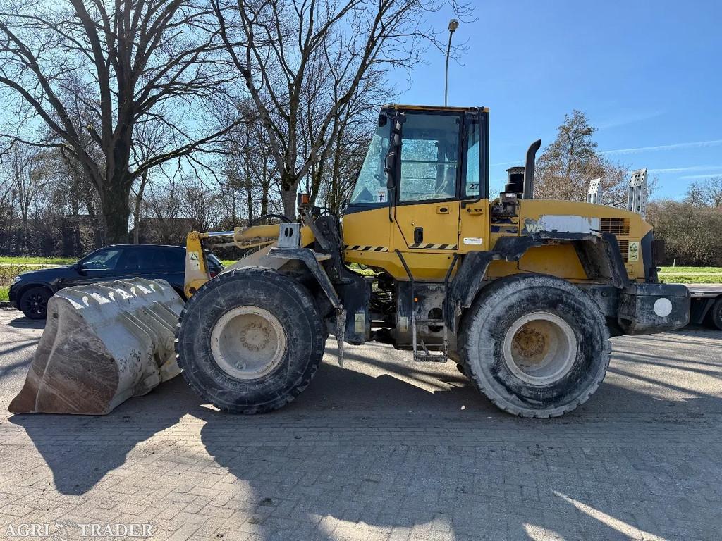 Komatsu WA200 40km/h, Niet opgegeven, -, Niet opgegeven, Graafmachine