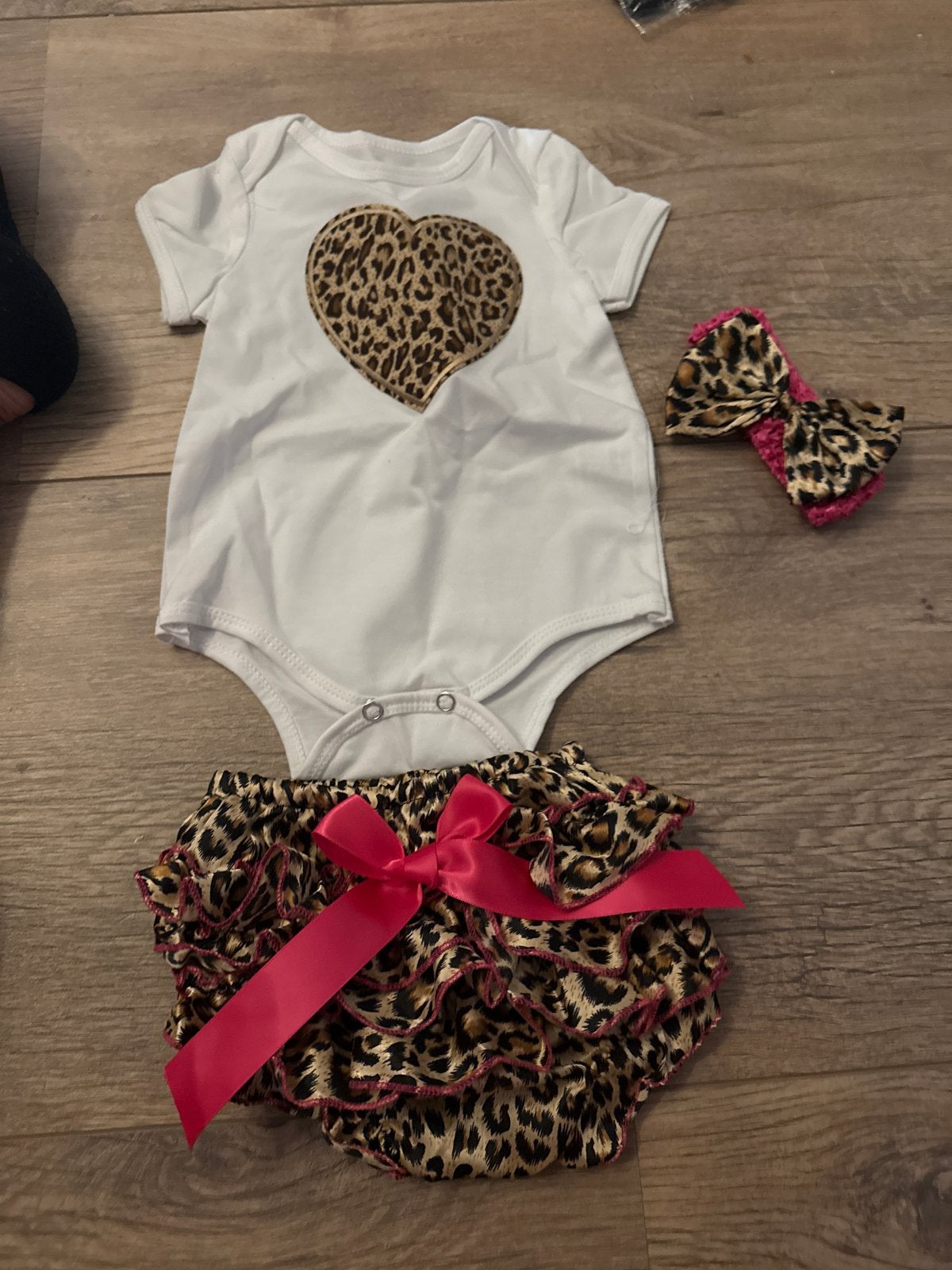 Leopardprint Baby Set: Romper, Bloomer & Haarband, Ophalen, Nieuw, Meisje