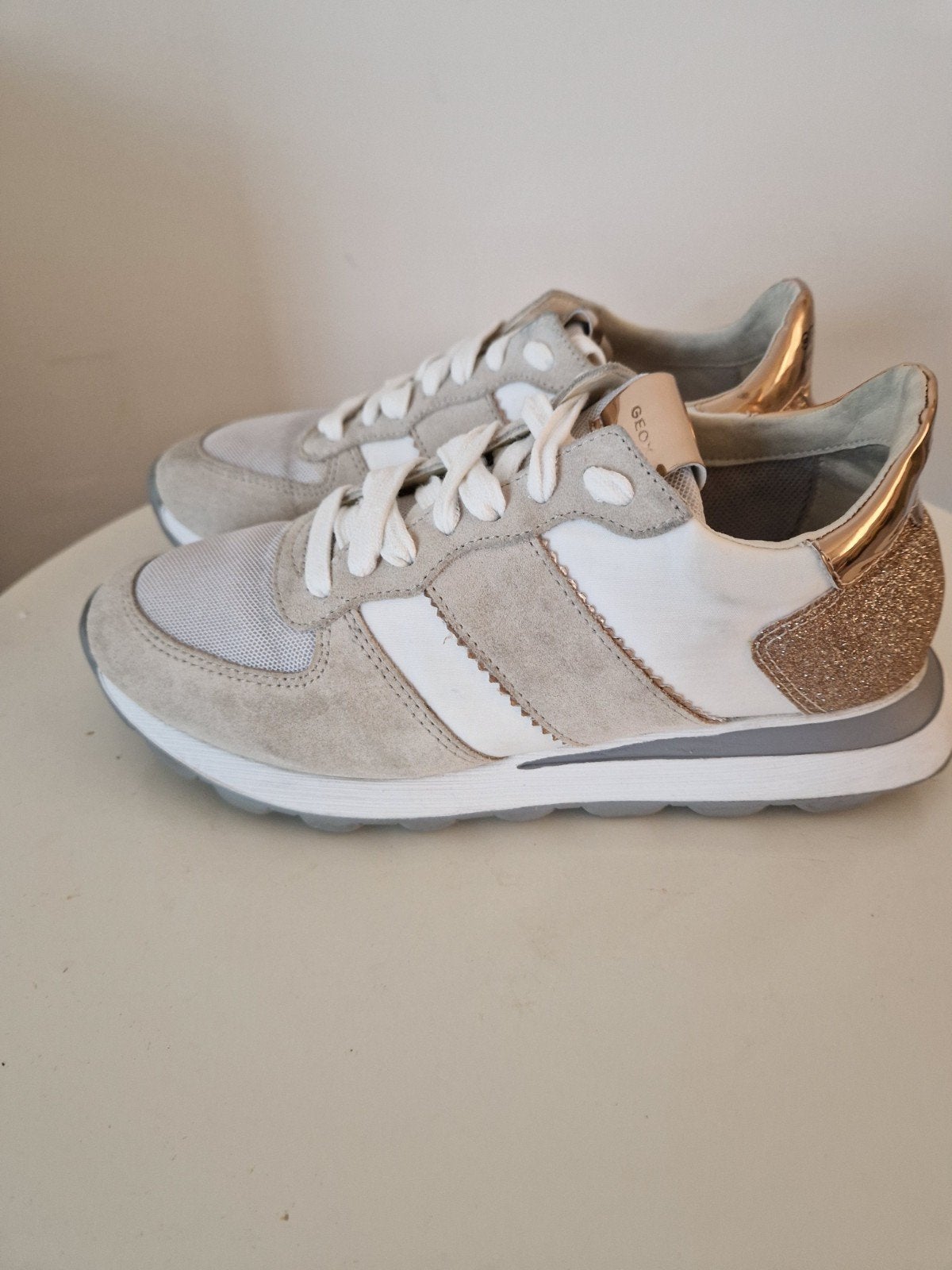 Dames Sneakers GEOX, Beige, Ophalen of Verzenden, GEOX, Sneakers of Gympen