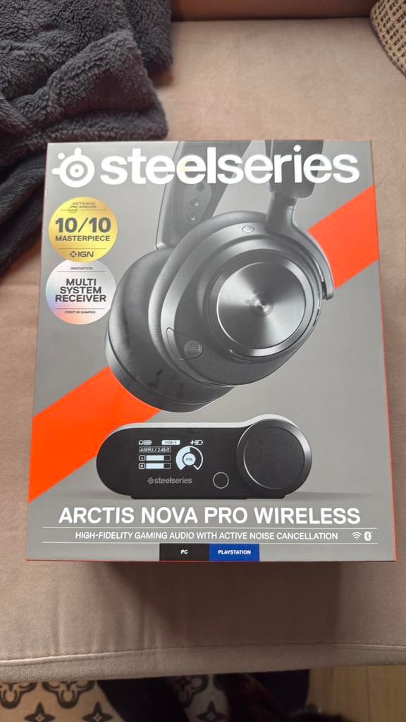 Steelseries arctis nova pro wireless, Computers en Software, Headsets, Gebruikt, Mute-functie, On-ear, Ophalen of Verzenden