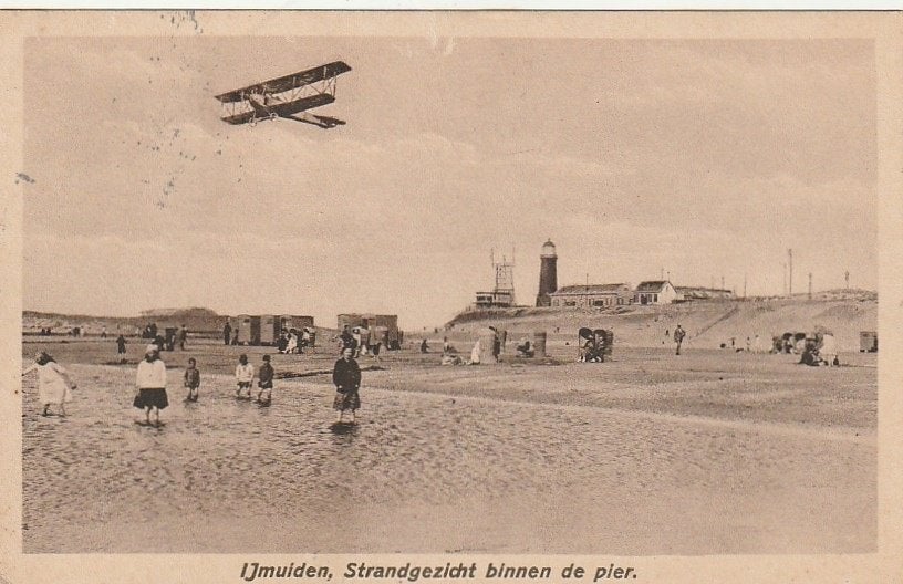 IJmuiden bij Wijk aan Zee vuurtoren vliegtuig strand 1925, Verzamelen, Ophalen of Verzenden, 1920 tot 1940, Gelopen, Noord-Holland