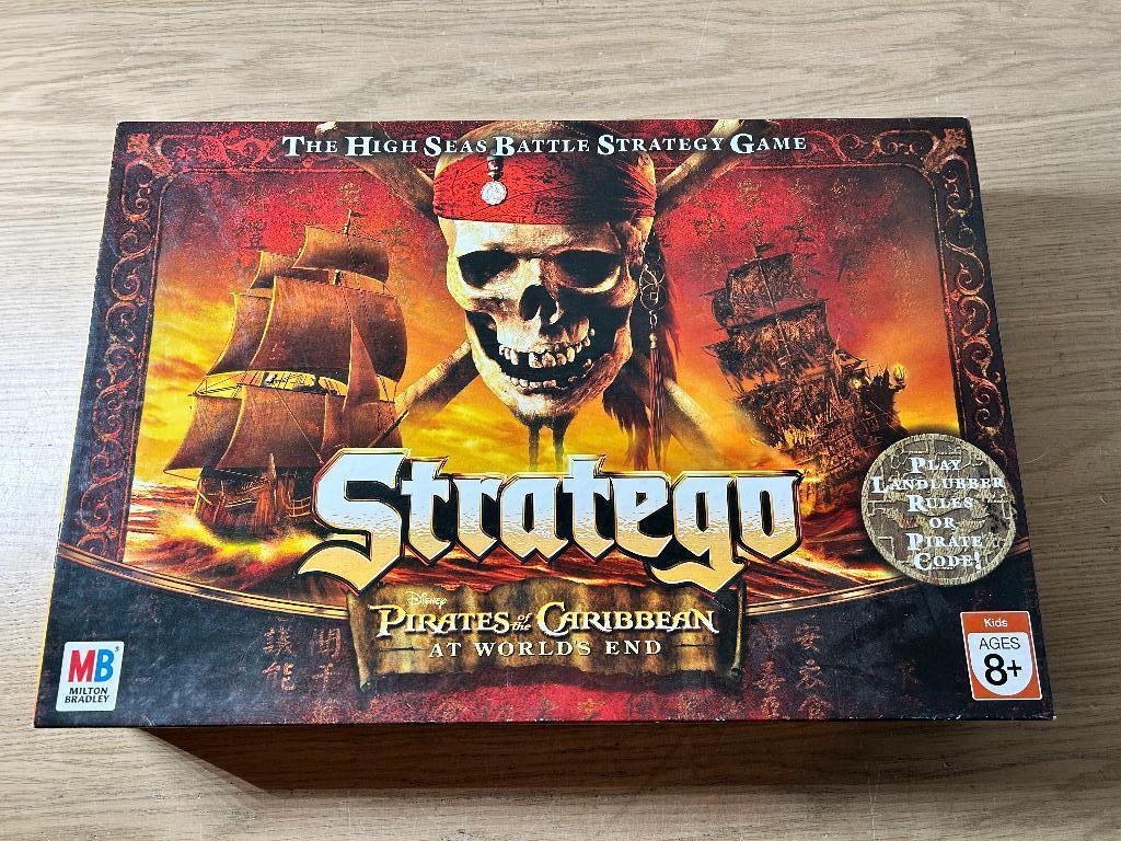 Stratego Pirates of the Caribbean Bordspel, Ophalen of Verzenden, Zo goed als nieuw