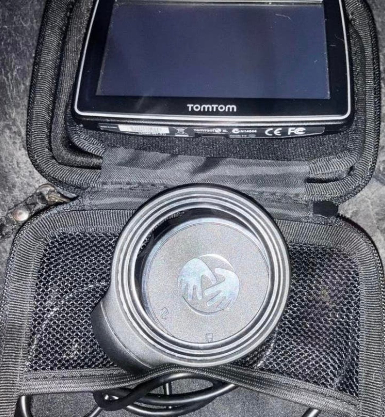TOM TOM …PERFECT WERKEND …HANDIG!!!, Ophalen of Verzenden, Zo goed als nieuw