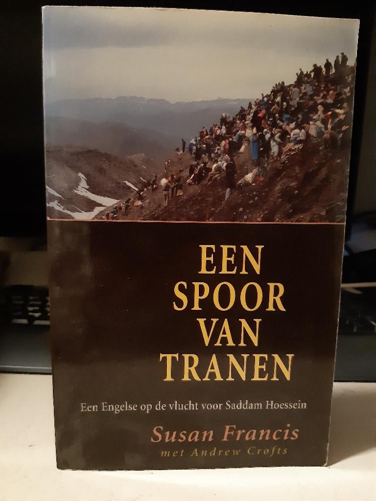 Susan Francis-Een spoor van tranen (Z192-38), Ophalen of Verzenden, Zo goed als nieuw