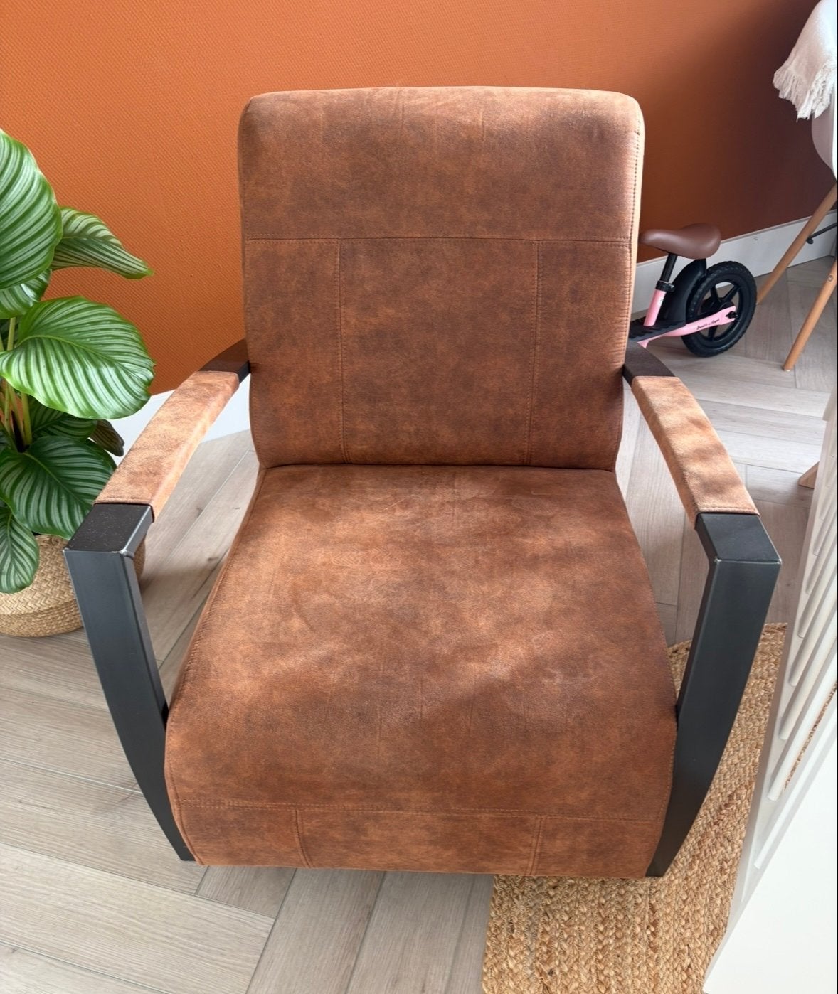 Industriële fauteuil - Cognac bruin, Huis en Inrichting, Fauteuils, Ophalen, 75 tot 100 cm, Zo goed als nieuw, Metaal