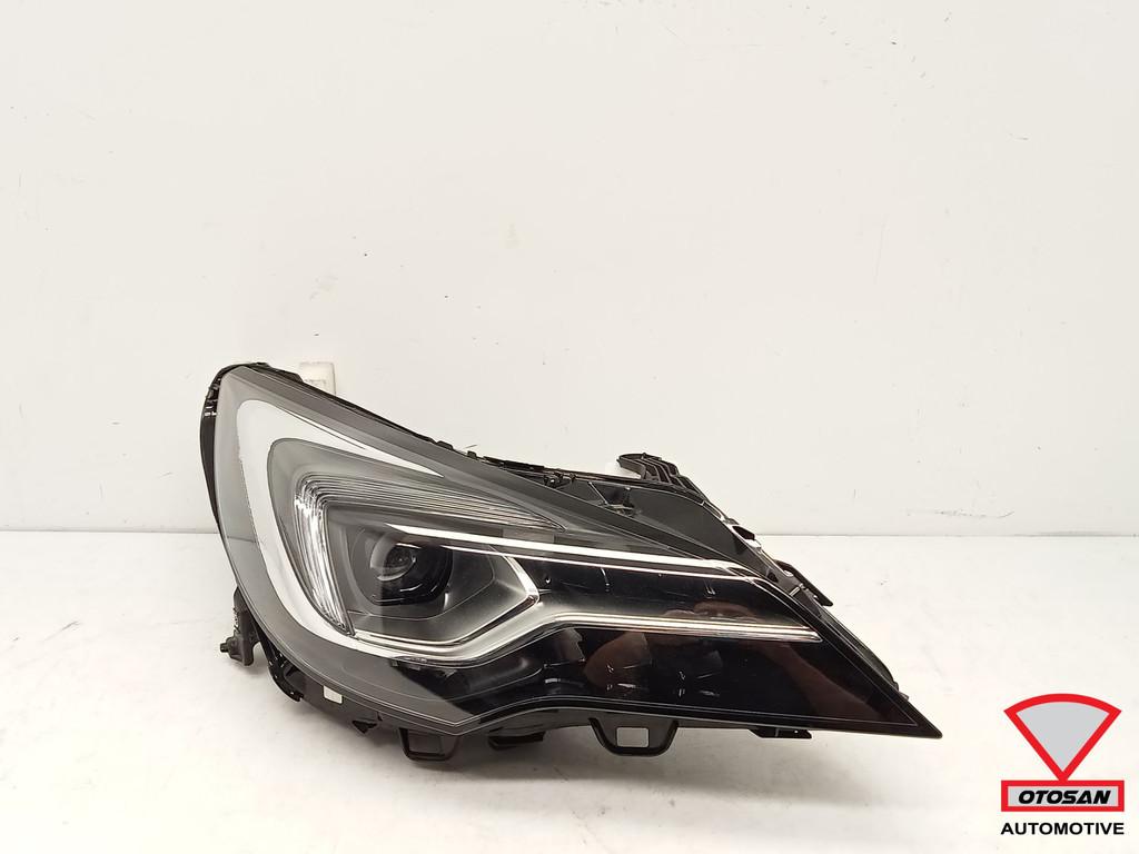Opel Astra K 2015+ Lux LED Koplamp Rechts 39111150, Auto-onderdelen, Verlichting, Gebruikt, Opel Automobile GmbH, Ophalen of Verzenden