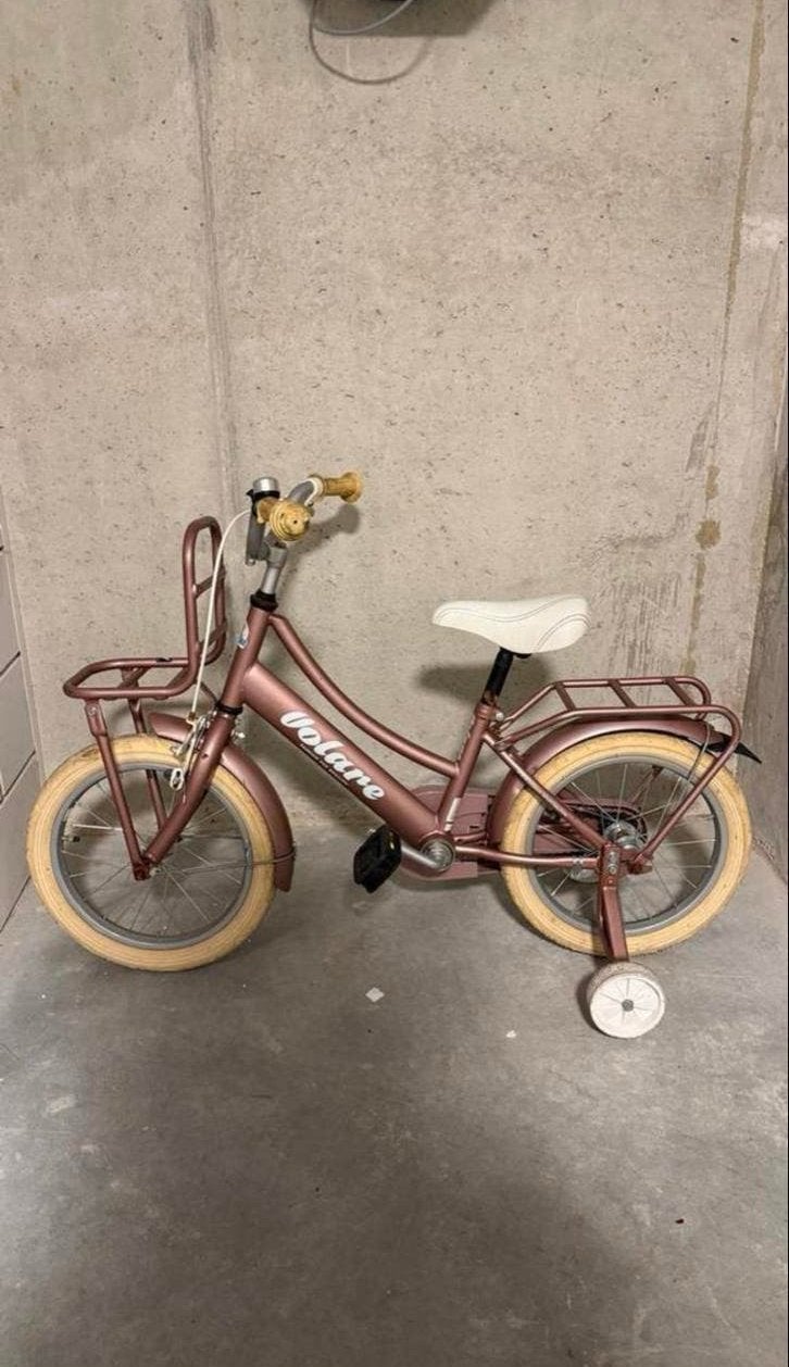 Mooie goedwerkende meisjesfiets 16 inch, Fietsen en Brommers, Terugtraprem, Ophalen of Verzenden, 16 inch, Handrem