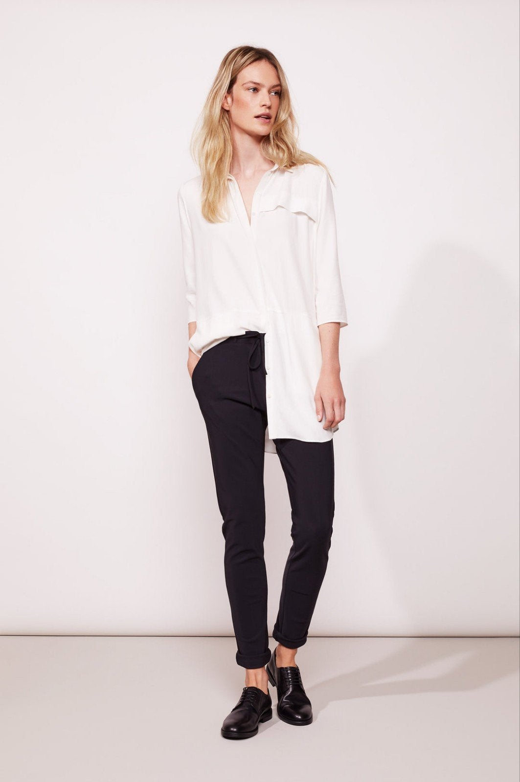 Studio Ruig Blouse Oos, Kleding | Dames, Blouses en Tunieken, Nieuw, Maat 38/40 (M), Wit, Ophalen of Verzenden