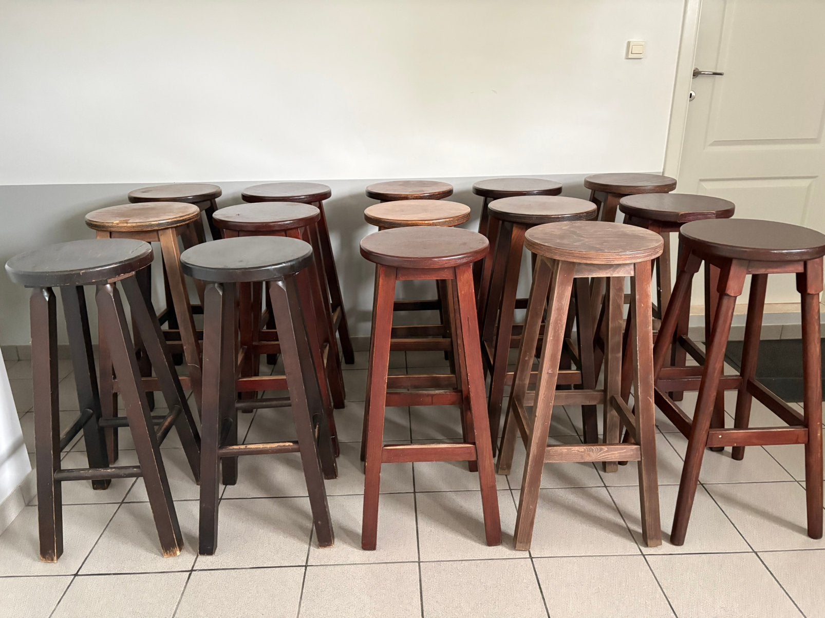 Barkrukken cafe krukken 15 stuks, Ophalen, Met voetsteun, 60 tot 90 cm, Hout