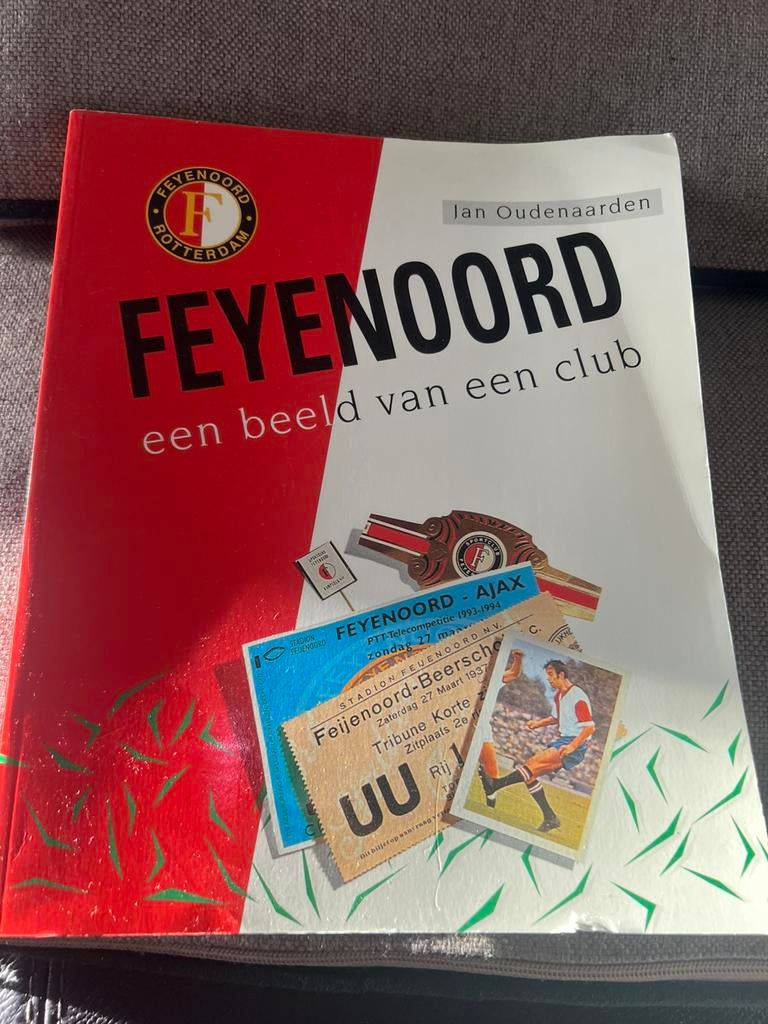 Feyenoors een beeld van een  club  1994, Ophalen of Verzenden, Zo goed als nieuw, Balsport