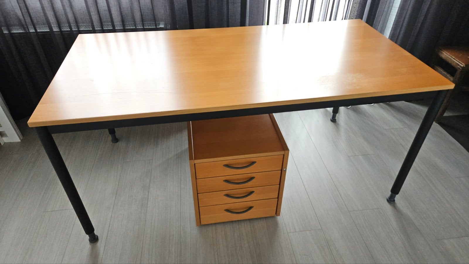 Ikea bureau en ladeblok., Ophalen, 160 cm, Gebruikt, IKEA