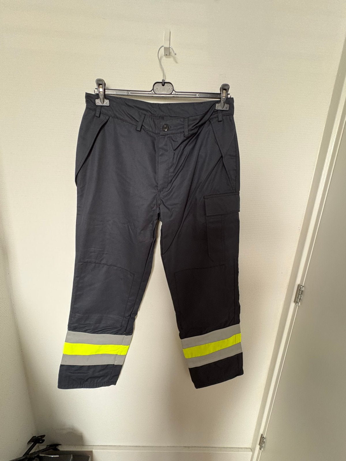 Nieuwe werkbroek maat 54 met reflecterende strepen, Heren, Geen, Nieuw, Ophalen of Verzenden