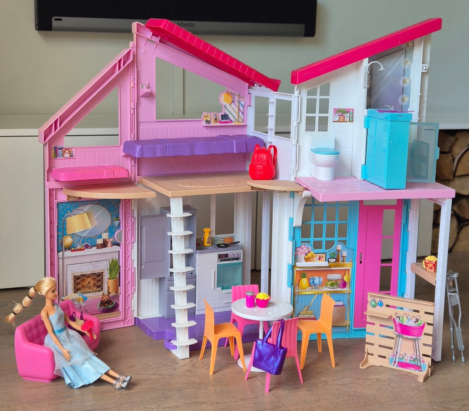 Barbiehuis Malibu, Kinderen en Baby's, Speelgoed | Poppenhuizen, Ophalen of Verzenden, Poppenhuis