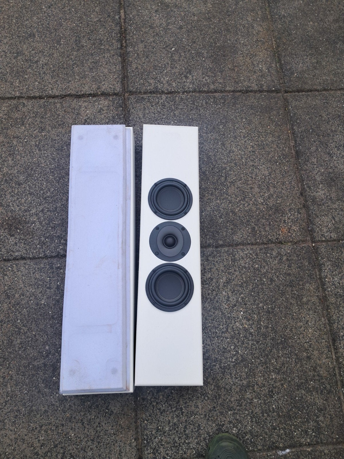 Totem Acoustic Tribe I Speakers - Wit, 30-110 Watt, Vloerstaande luidspreker, Zo goed als nieuw, 60 tot 120 watt, Ophalen
