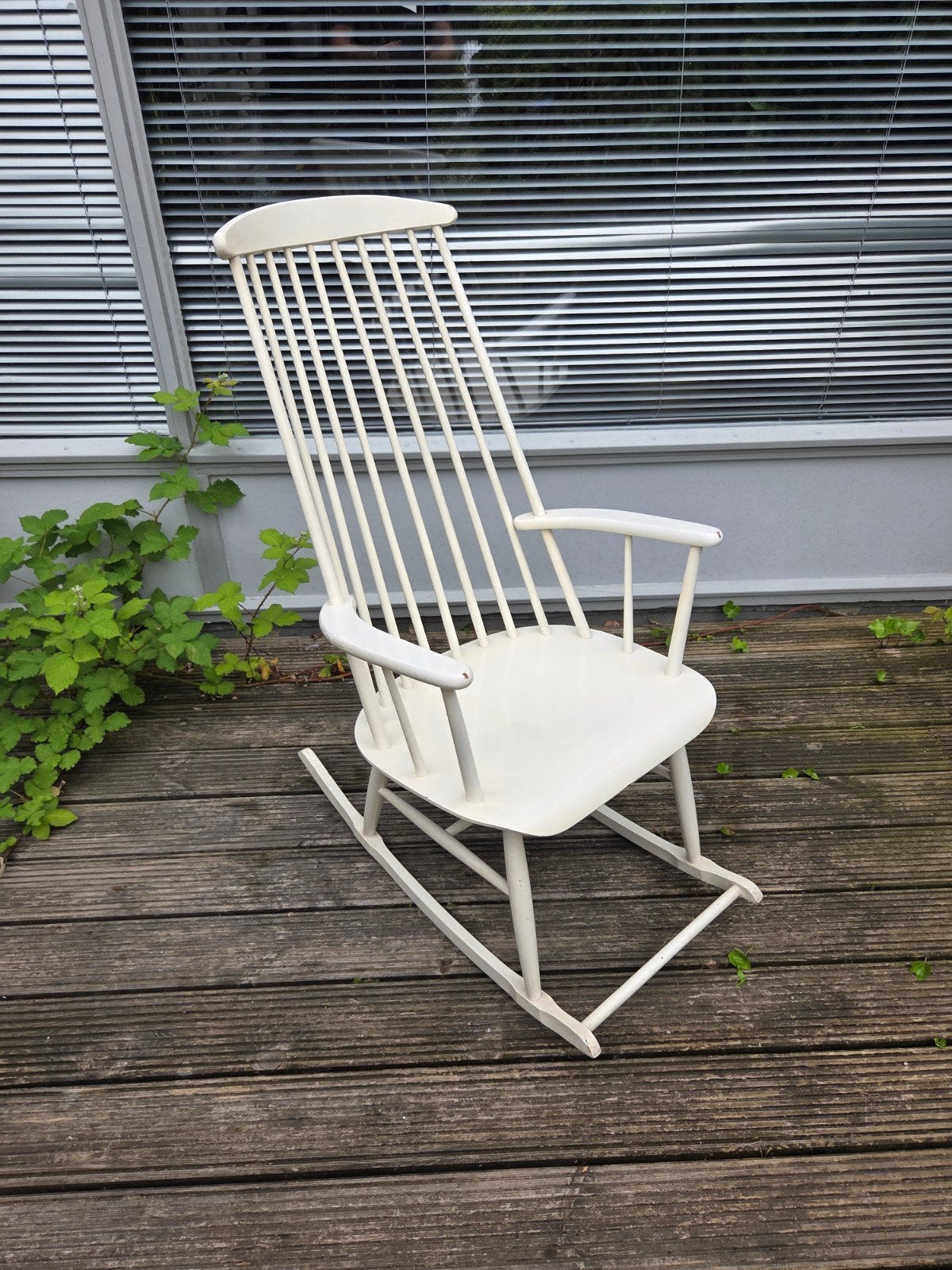 Vintage witte schommelstoel, Huis en Inrichting, Stoelen, Ophalen, Gebruikt, Wit, Vintage