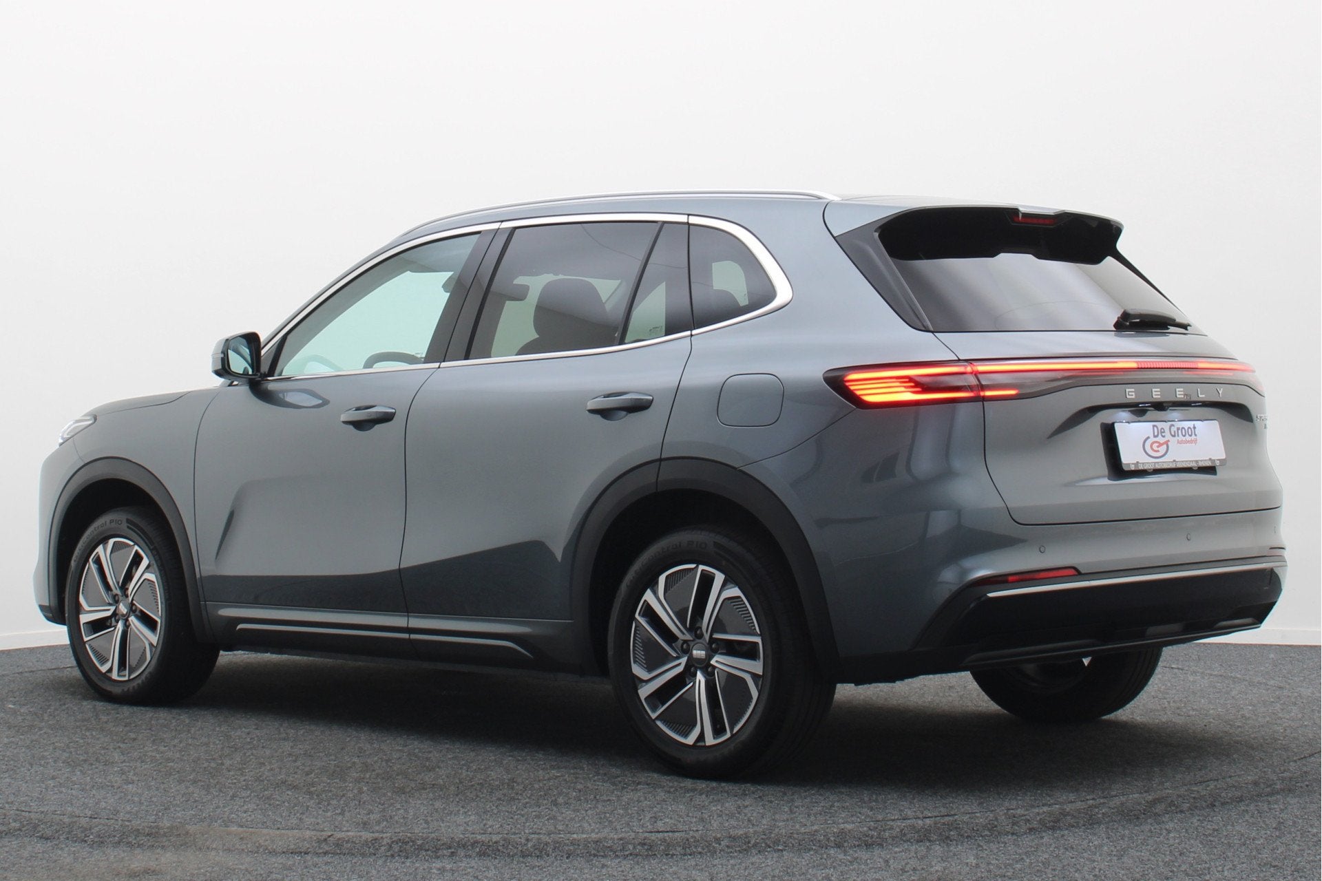GEELY Starray EM-i 1.5 Pro Plug-in Hybrid Leer, 360° Camera, Gebruikt, 4 cilinders, Bedrijf, Adaptive Cruise Control