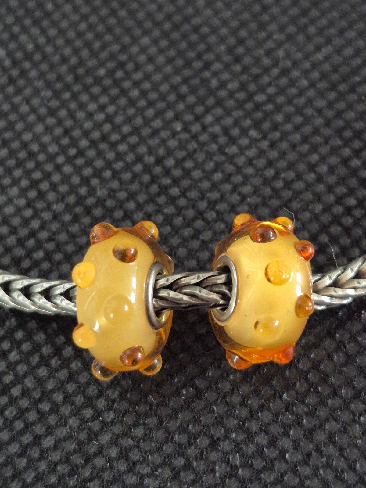 Trollbeads Trollbead Brown buds retired, Ophalen of Verzenden, Zo goed als nieuw, Glas of Kristal, Trollbeads