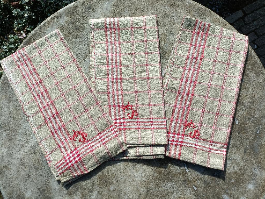 Antieke 1930 vlas linnen doek monogram FS rode 56x56 (BT1), Ophalen of Verzenden, Zo goed als nieuw, Overige kleuren, Theedoek of Handdoek