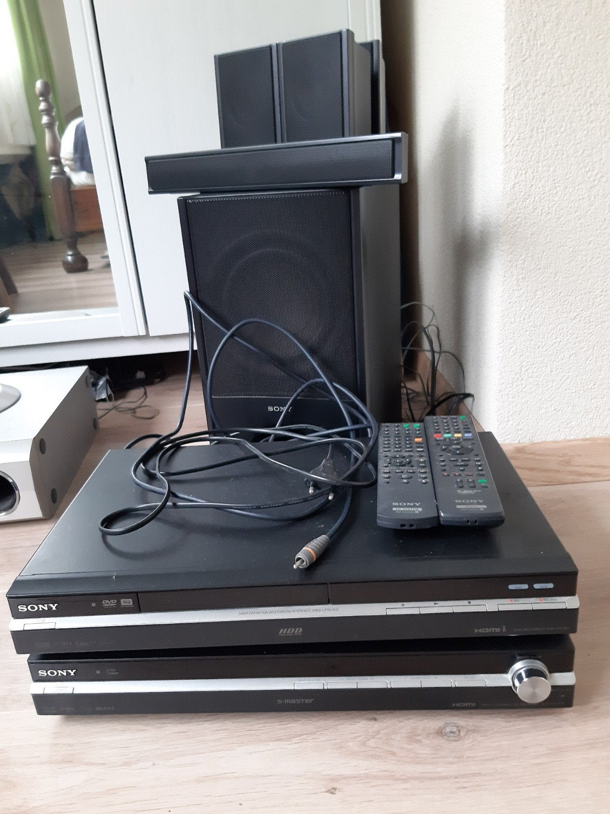 Sony Home Cinema Set met DVD-speler en 5.1 Luidsprekers, Gebruikt, 70 watt of meer, Ophalen of Verzenden, 5.1-systeem