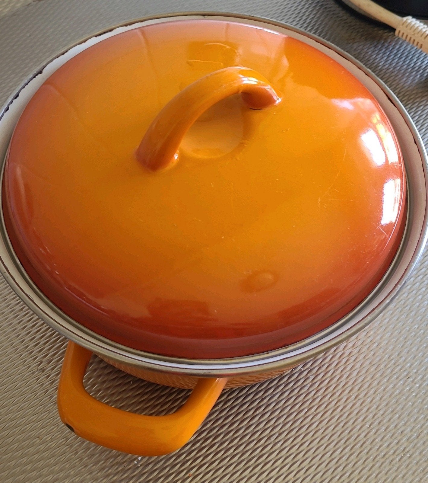 Pan 22 cm doorsnede oranje braadpan, Ophalen of Verzenden, Overige materialen
