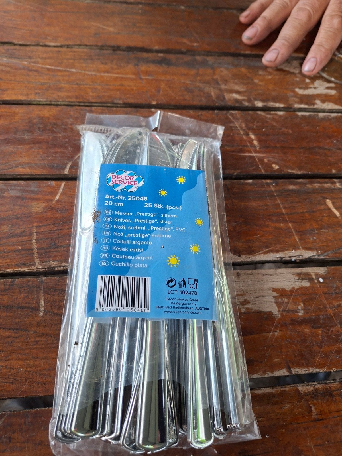 Plastik messen, Ophalen
