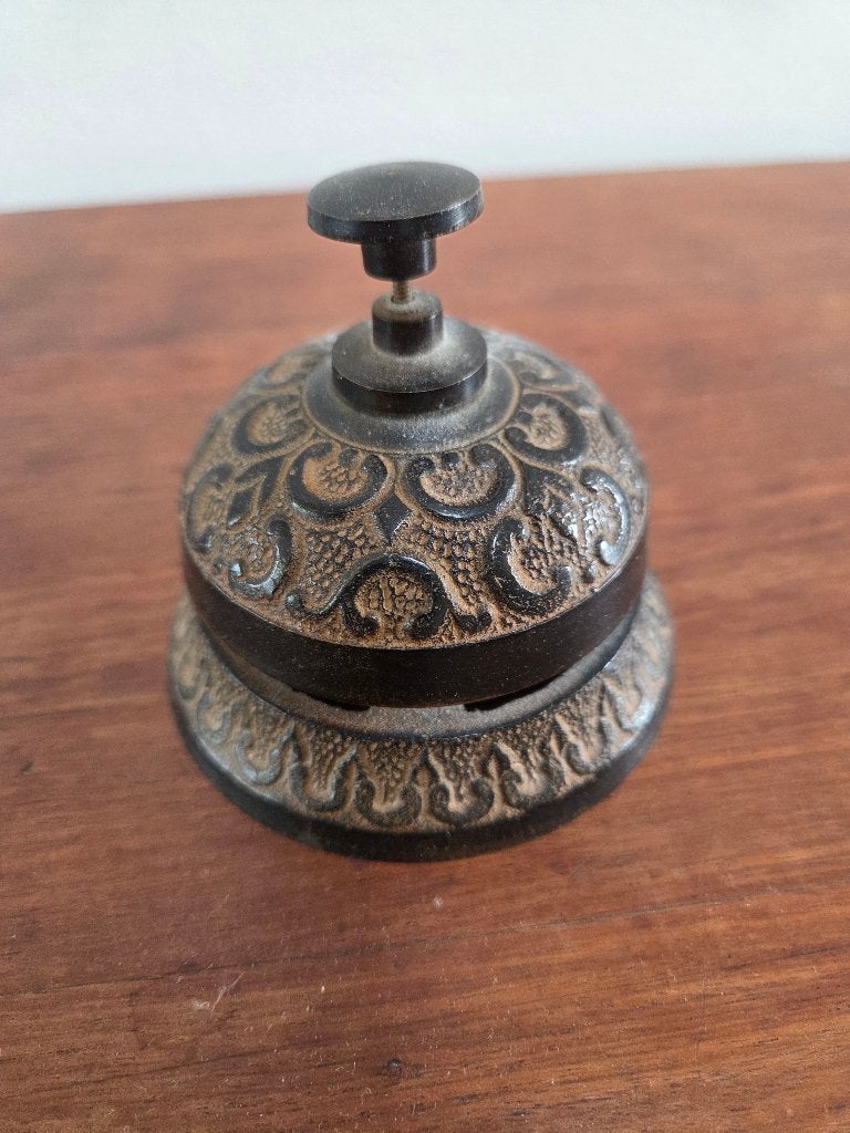 Oude baliebel, Antiek en Kunst, Ophalen of Verzenden, Brons