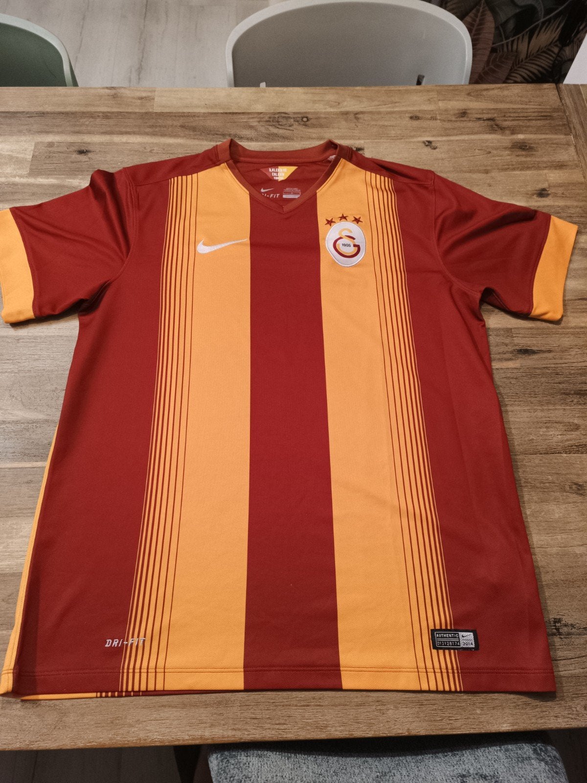 Galatasaray Thuisshirt 2014-2015 Nike Dri-FIT Maat L, Maat L, Ophalen of Verzenden, Zo goed als nieuw, Shirt