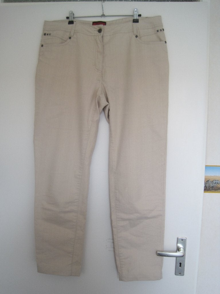 148 - 46 - zand - broek Victoria van Brandtex, Verzenden, Beige, Maat 46/48 (XL) of groter, Zo goed als nieuw