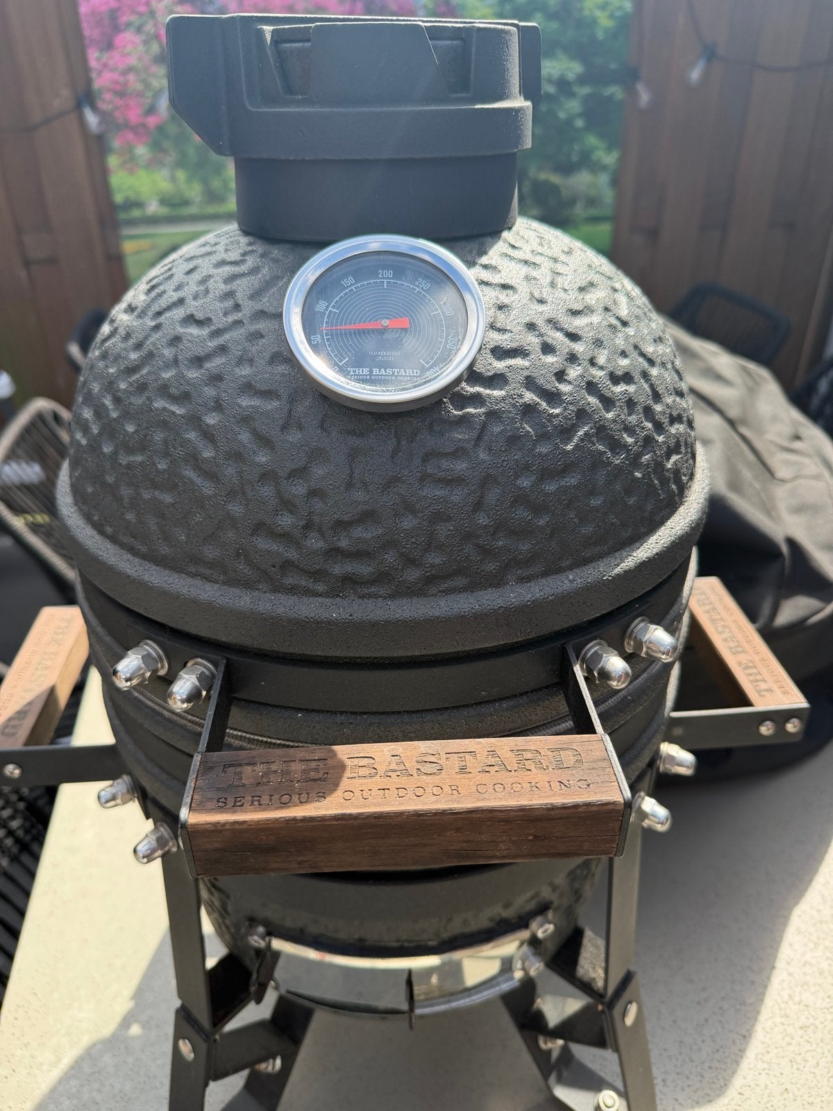 The Bastard Urban Small Kamado BBQ, Ophalen, Gebruikt