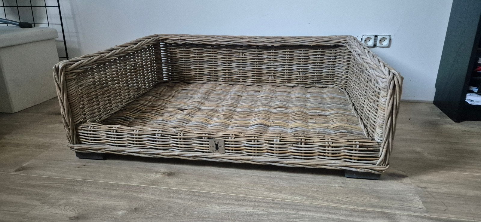 Boony Est 1941 - Rotan hondenmand, Ophalen, Zo goed als nieuw, Riet
