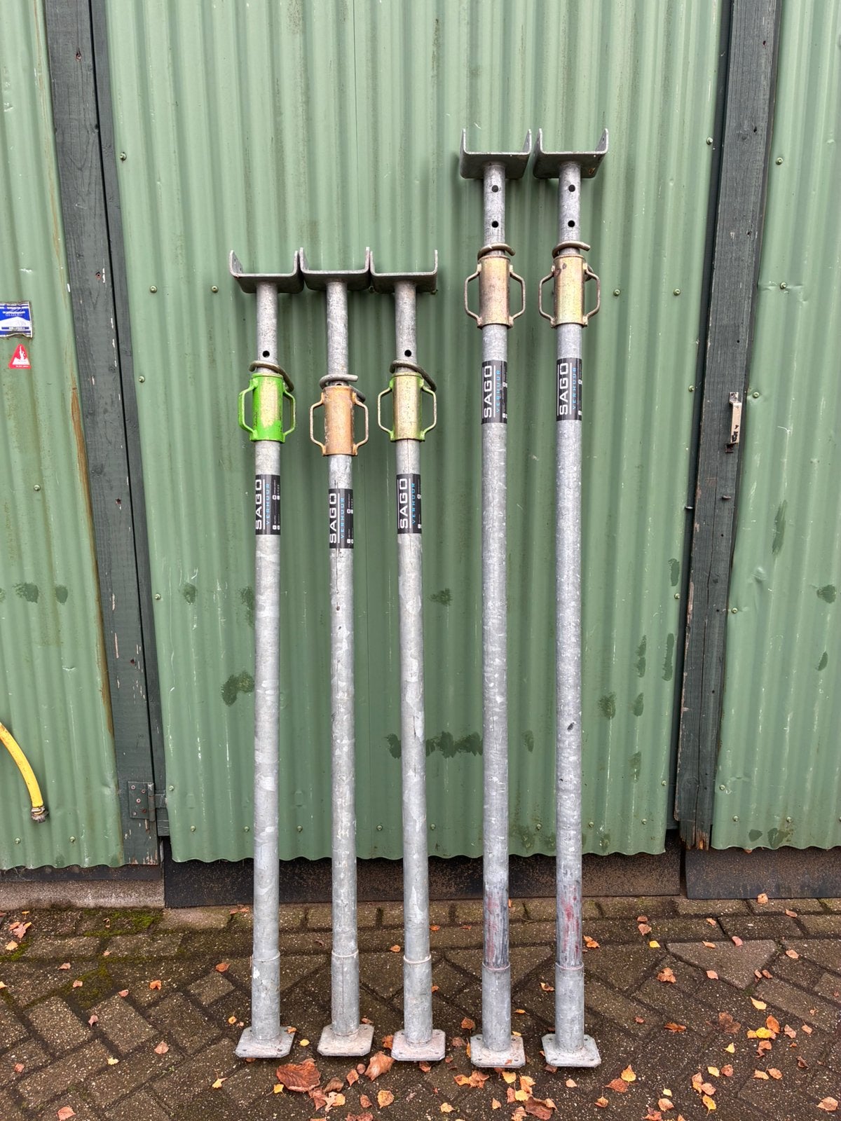 Bouwstempels / schroefstempels te huur, Doe-het-zelf en Verbouw, Steigers, Ophalen, Gebruikt, Overige typen, 2 tot 5 meter