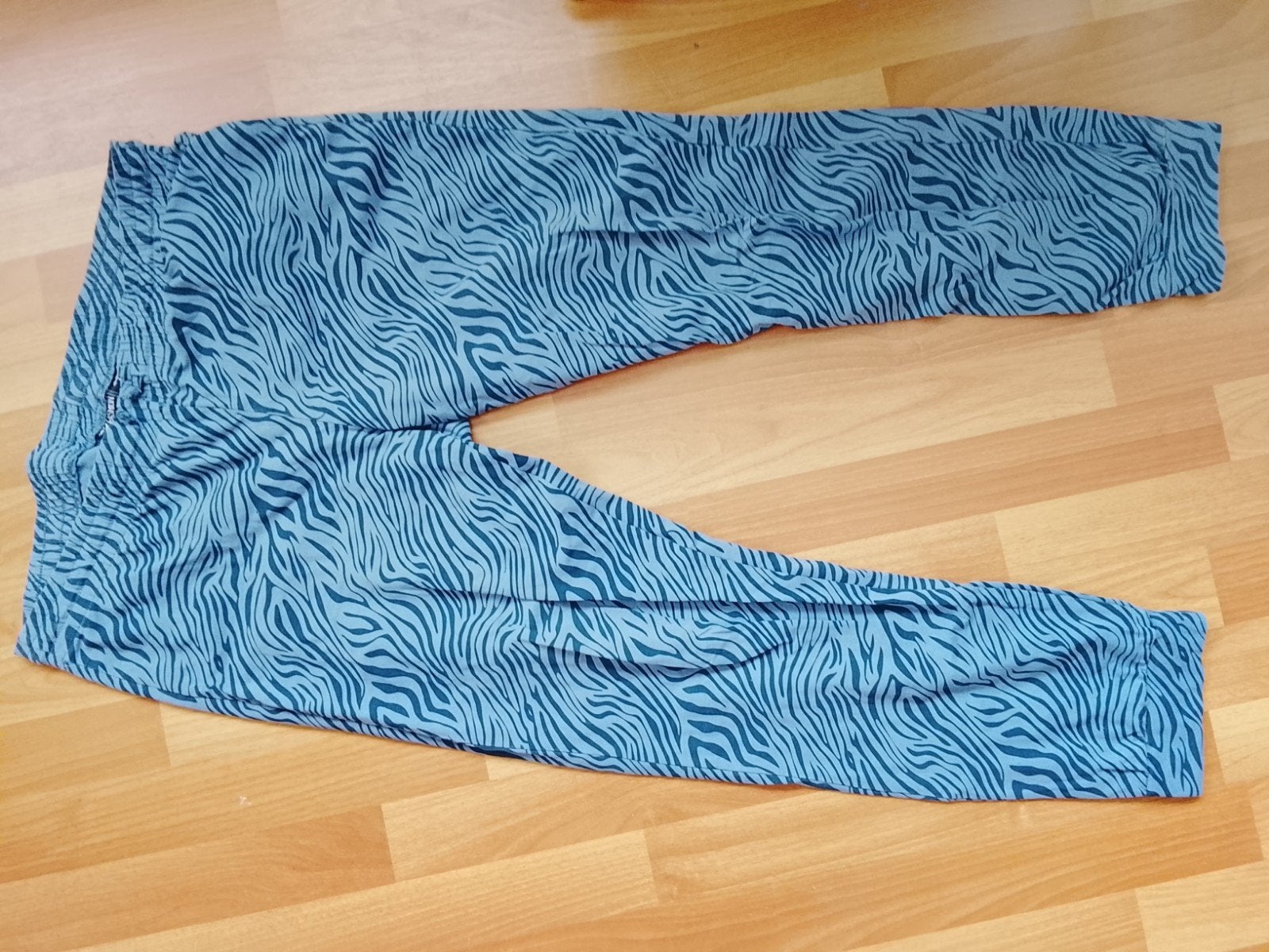 Diverse kledingstukken - Alles voor €5 per stuk, Maat 38/40 (M), Kort, Ophalen of Verzenden, Gedragen