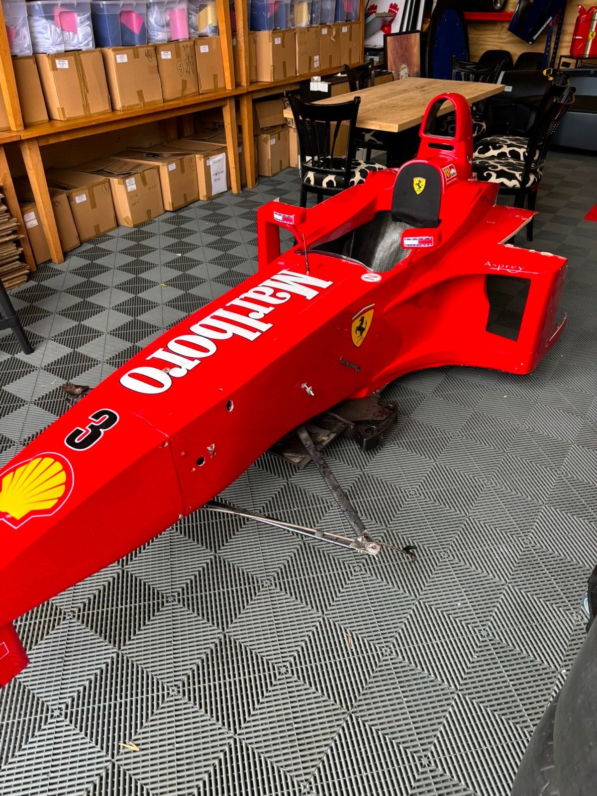 Showcar F1 Monocoque - Ferrari Look, Ophalen, Gebruikt, Formule 1
