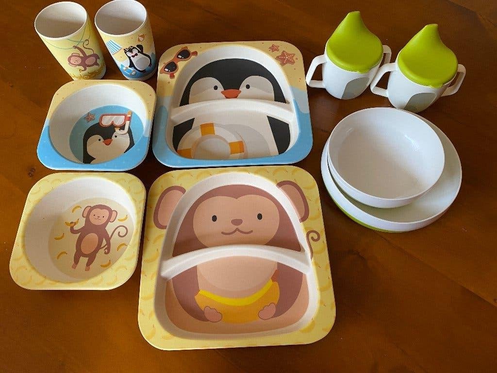 Leuk kinderservies: pinguïn en aapje, Ophalen of Verzenden, Gebruikt