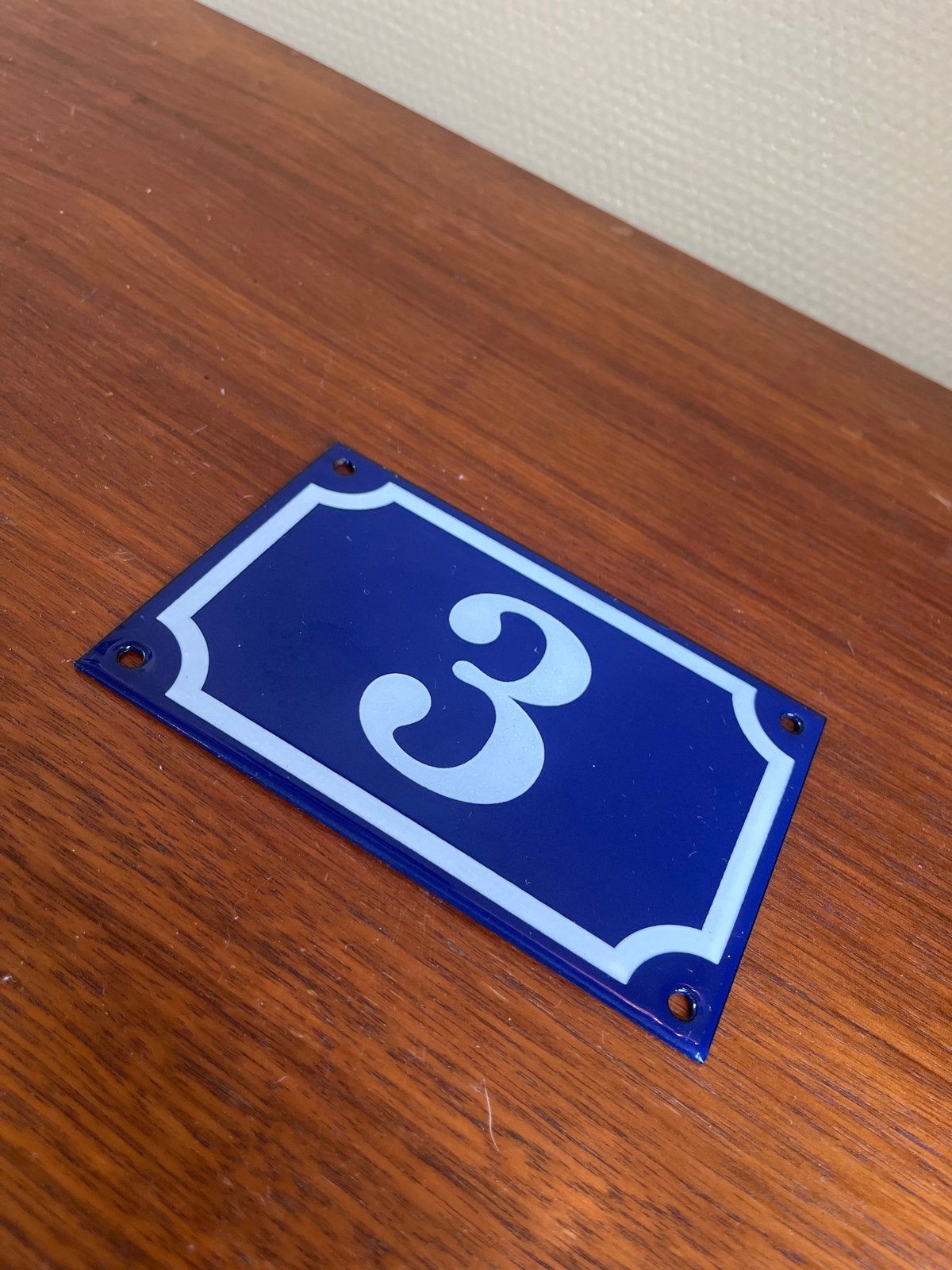 Emaille huisnummer 3 - Klassiek blauw en wit, Ophalen of Verzenden