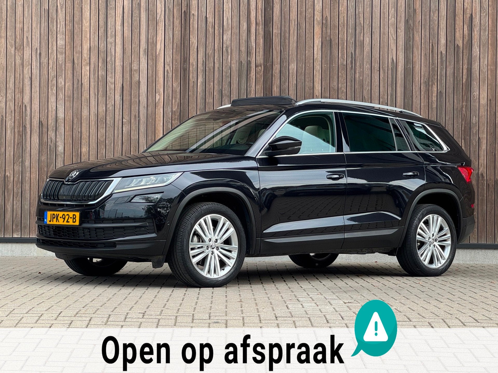 Skoda Kodiaq 2.0 TSI 4x4 Business 7p / Pano / Trekhaak /ACC, Auto's, Automaat, Dealer onderhouden, Gebruikt, 14 km/l