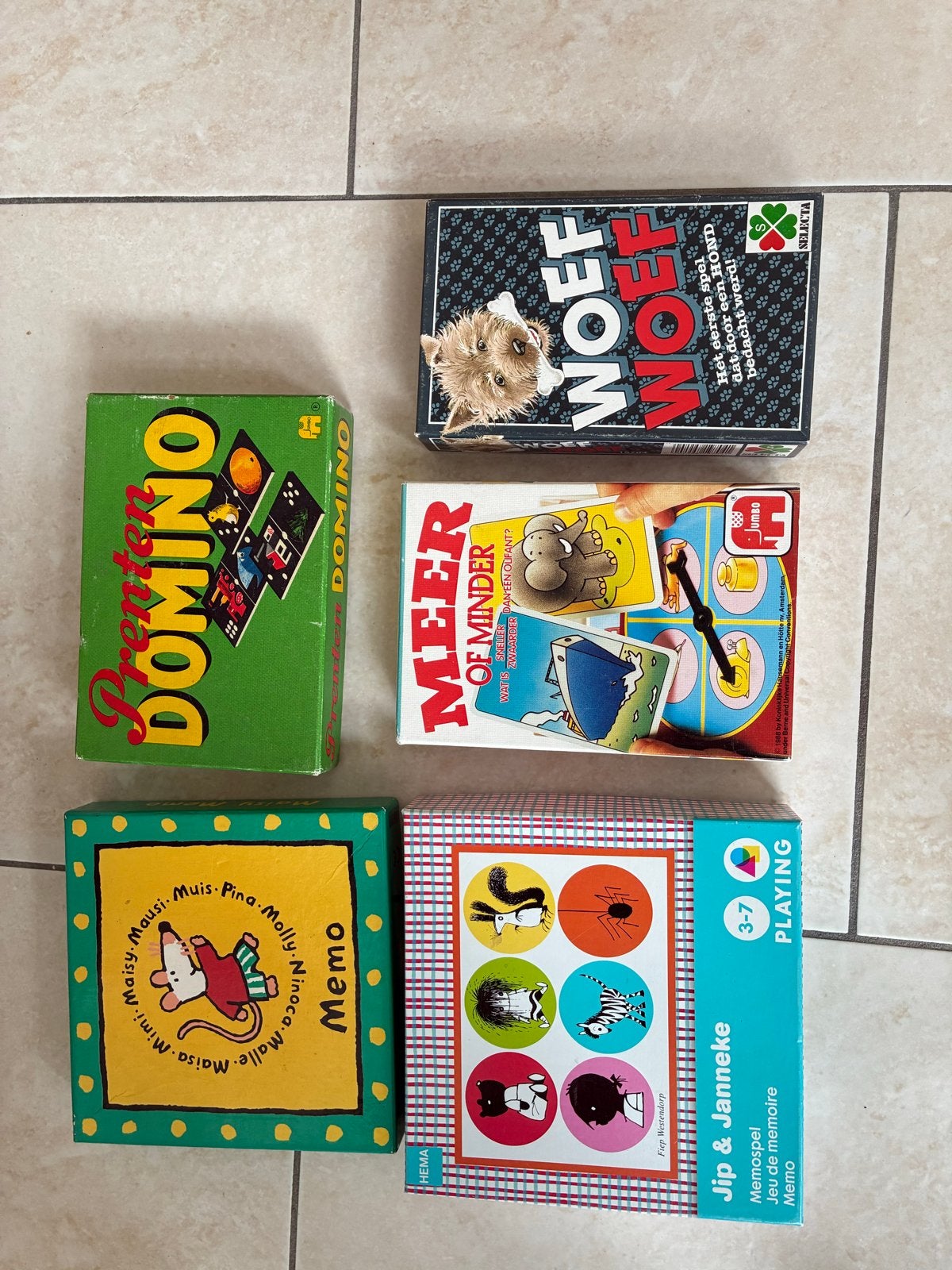 5 Leuke Kinderspelletjes: Woef Woef, Meer of Minder, Memo's, Een of twee spelers, Ophalen, Gebruikt