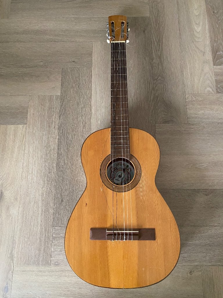 Oude Spaanse gitaar, Ophalen, Gebruikt, Klassieke of Spaanse gitaar