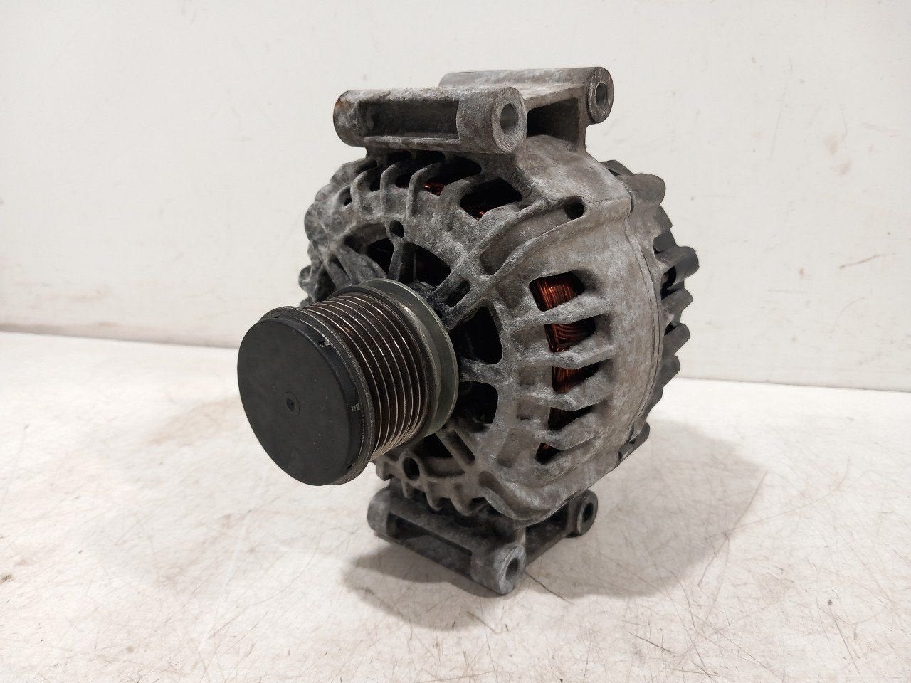 Dynamo Mercedes-Benz C-Klasse, Onderdelen@venauto.nl, Van der Ven Autorecycling B.V., Gebruikt, Ettenseweg 76, 4706 PB Roosendaal, The Netherlands